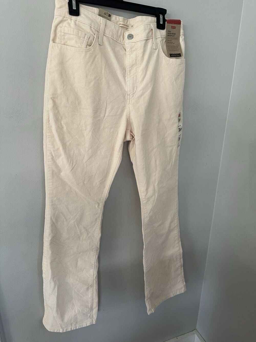 Levi's 725 High-Rise Bootcut Soft Stretch Corduroy Jeans - White Smoke, 32x32